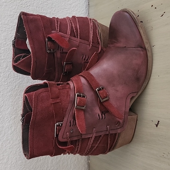 ROAN by Bed Stu Red booties  NWOT - Picture 2 of 7